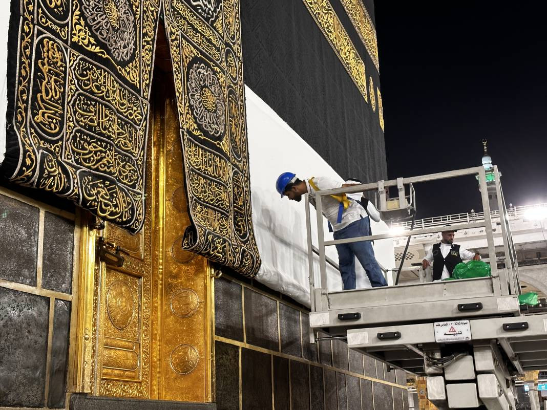 Kabe'nin örtüsü temizlendi - Resim: 5